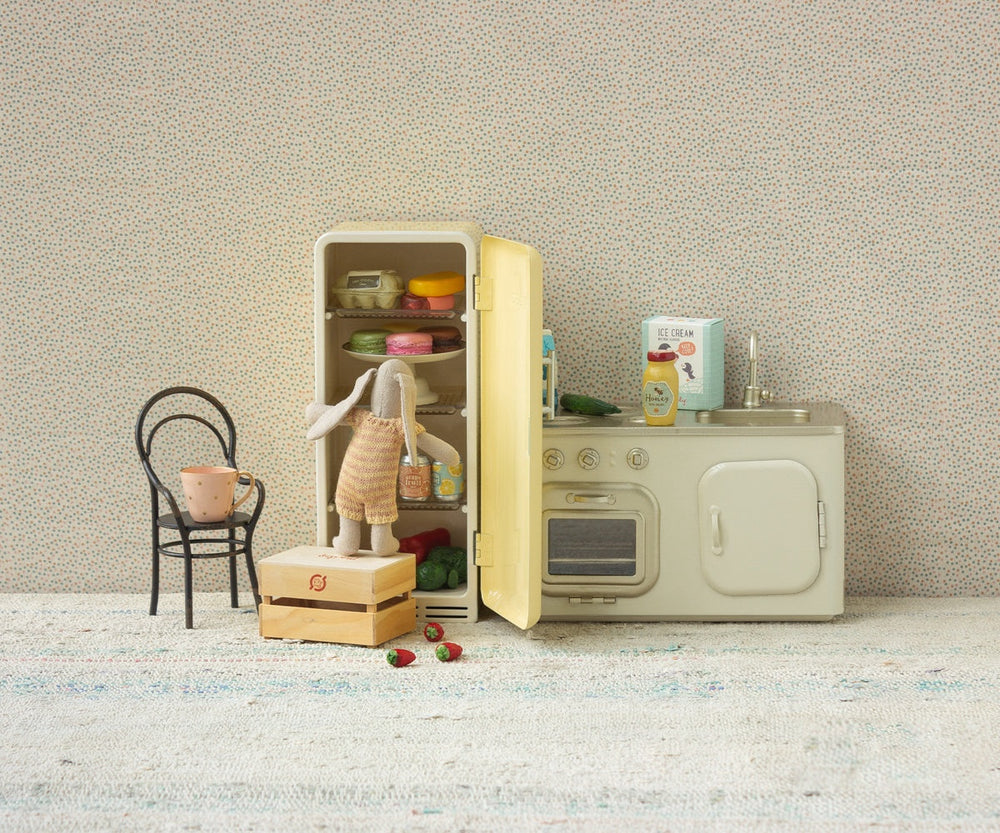 MAILEG MINIATURE FRIDGE YELLOW
