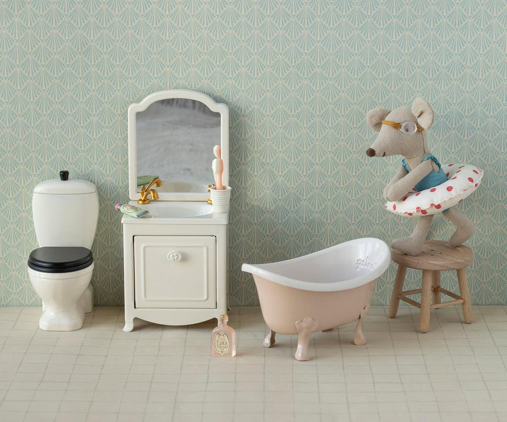 Maileg Mouse Bathtub in Rose