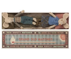 MAILEG GRANDMA AND GRANDPA MICE