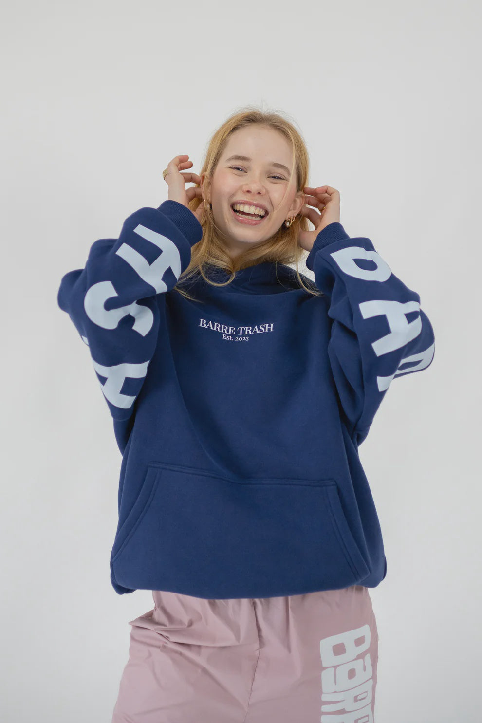 BARRE TRASH OVERSIZED HOODIE