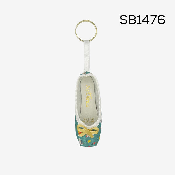 SO DANCA CHRISTMAS POINTE SHOE KEY CHAIN